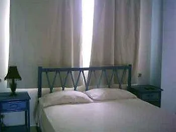 Hotel Las Palmeras / Las Estrellas Boca Chica