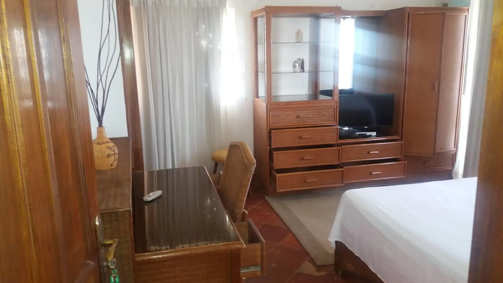 Las Palmeras / Las Estrellas Boca Chica Hotel